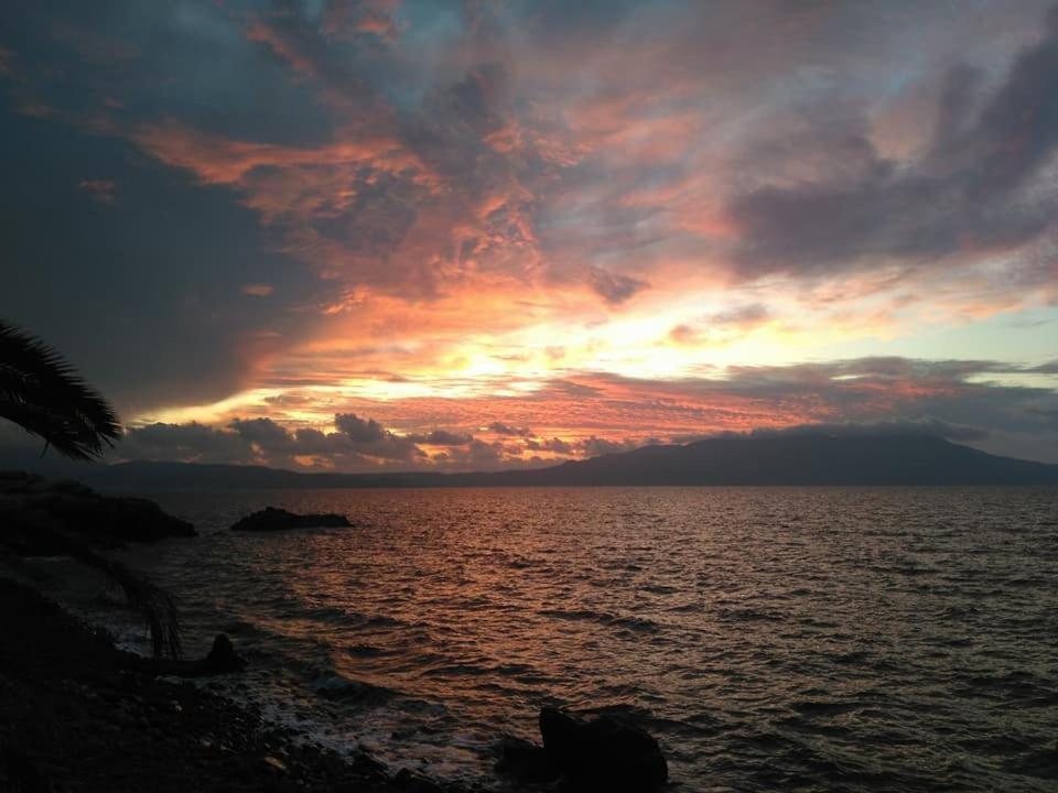 Michalis Holiday Home Ravdhoukha Bagian luar foto